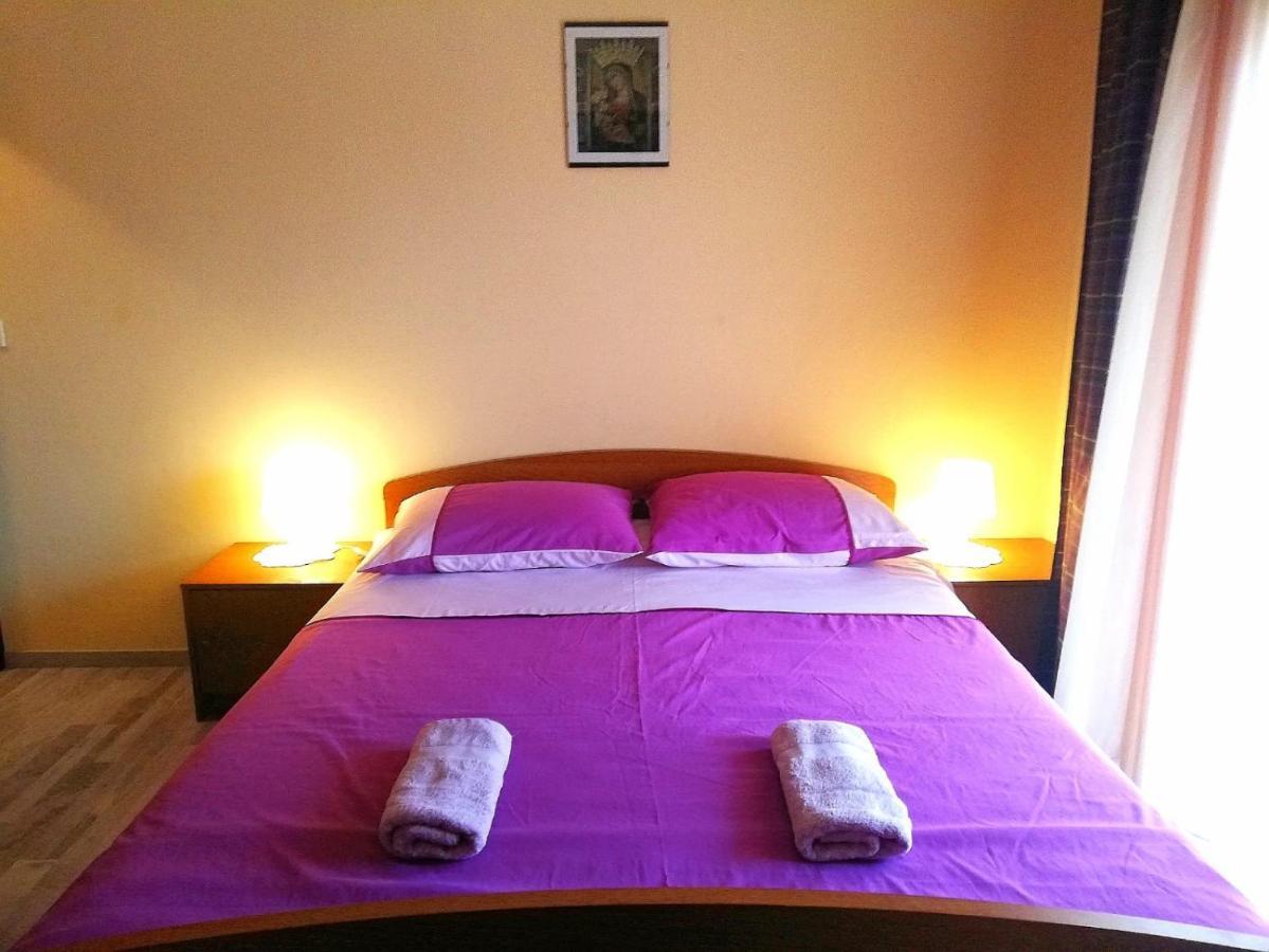 Apartment Mara Πόρετς Εξωτερικό φωτογραφία
