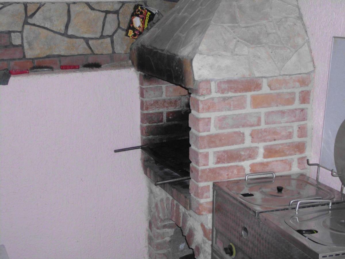 Apartment Mara Πόρετς Εξωτερικό φωτογραφία