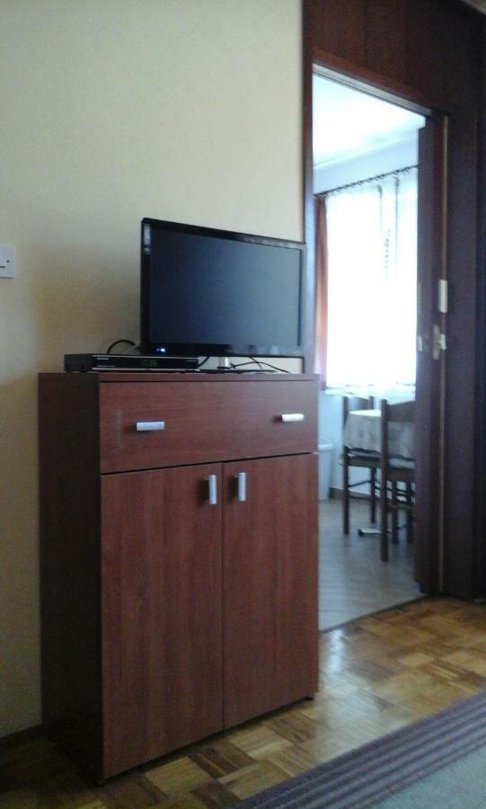 Apartment Mara Πόρετς Εξωτερικό φωτογραφία