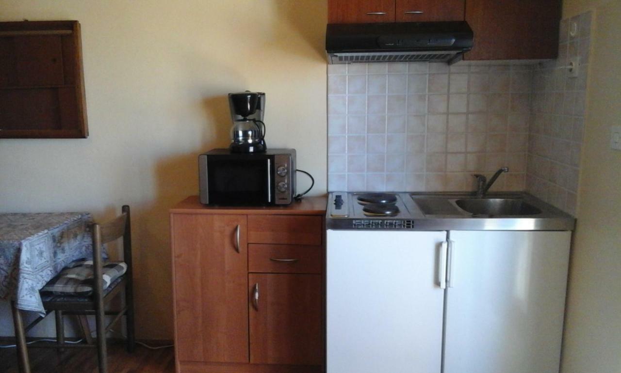 Apartment Mara Πόρετς Εξωτερικό φωτογραφία